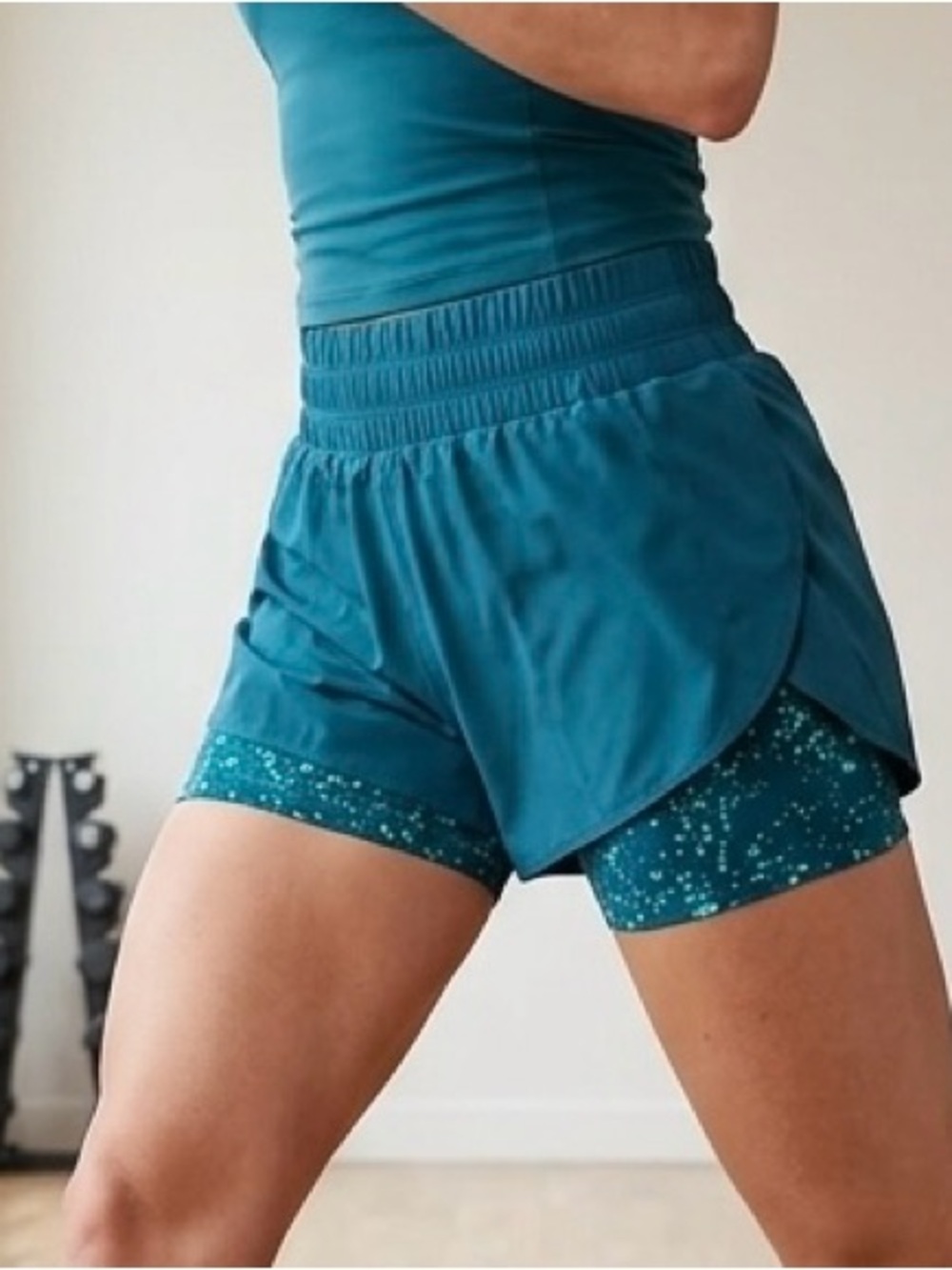 Athleta HIIT It 2-in-1 Running Athletic Shorts Size S Teal Cool Splatter Oceanic